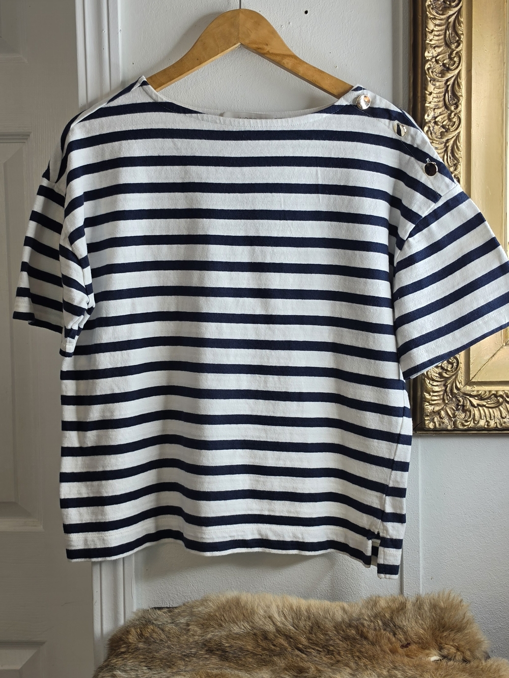LOFT Navy 100% Cot White Striped Short Sleeve Boatneck Top with Shoulder Buttons - Picture 2 of 8